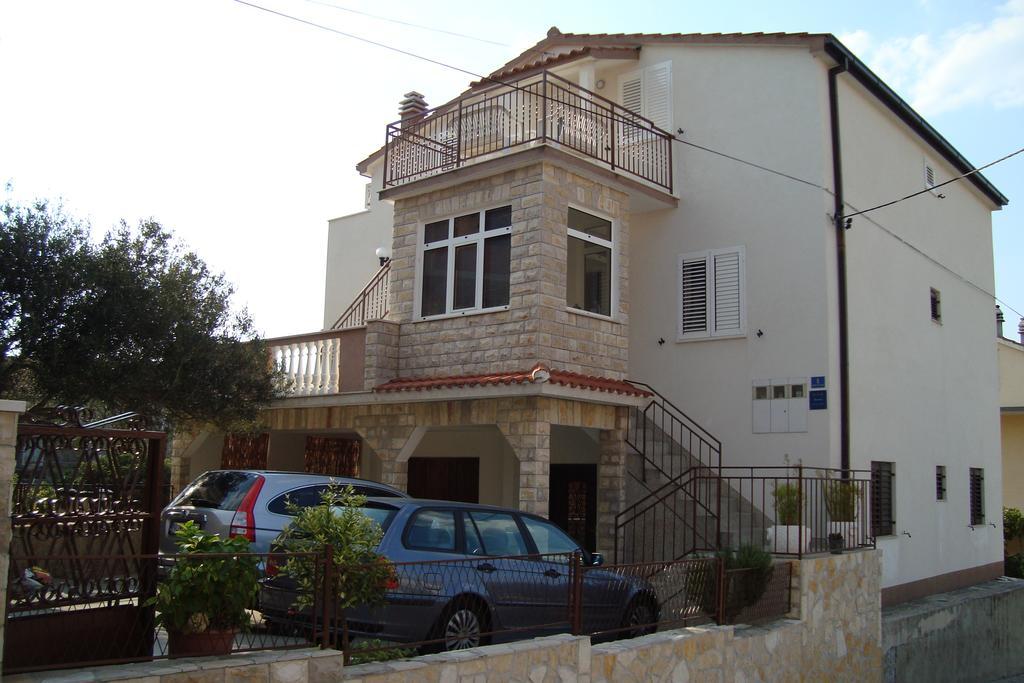 Apartments Bulicic Trogir Exterior photo